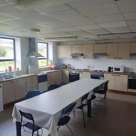 Simple & Comfortable 2 Beds Shared Dublin